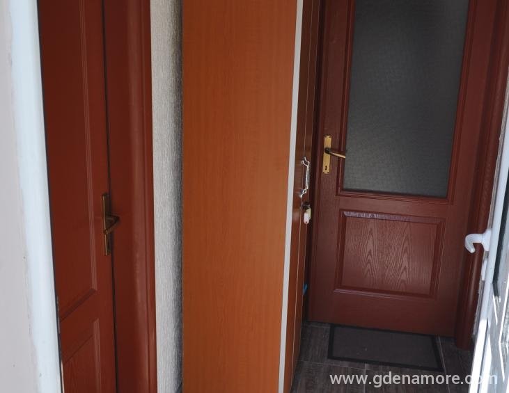 02.Zaseban ulaz Apartman br.2